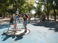 Szeged, integrált körforgó, Roosevelt tér, játszótér, sajtótájékoztató