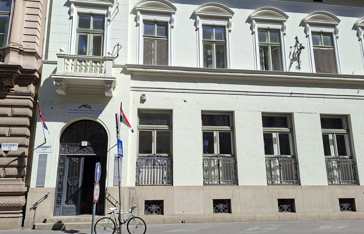 Szeged, Szerb Gimnázium, iskola, oktatás, Vörösmarty utca