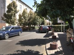 Szeged, parkolás, belváros, szabálytalan parkolás, büntetés, Rigó utca