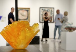 Szeged, Deák Zsuzsanna, üvegművész, kiállítás, Kiss Kunszt Galéria