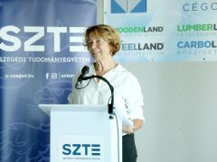 Szeged, Szegedi Tudományegyetem, SZTE, egyetem, kollégium, bővítés, id. Jancsó Miklós Kollégium, bokrétaünnep