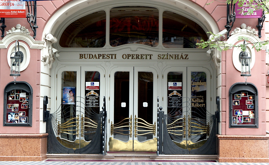 Budapesti Operettszínház. Fotó: Jegy.hu
