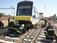 Szeged, Katasztrófavédelem, tűzoltó, mentő, MÁV katasztrófa, bemutató, baleset, szimuláció, gyakorlat