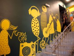 Szeged, Grand Café, 30 éves, mozi, művész mozi, kultura, kiállítás