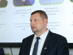 Szeged, eChemicles, Michiel Scheffert, Európai Innovációs Tanács, Horváth Pétert, Tudományért és Innovációért Felelős Államtitkár, technológa, tesztállomás, kutatás
