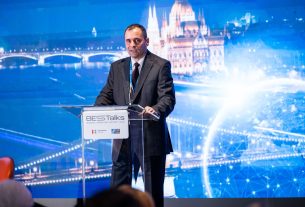Tótth András, energetikáért felelős államtitkár. Politika. Fotó: Tótth András hivatalos FB