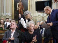 Szeged, díszdiploma, pályakezdő pedagógusok, pedagógusok, köszöntés, városháza